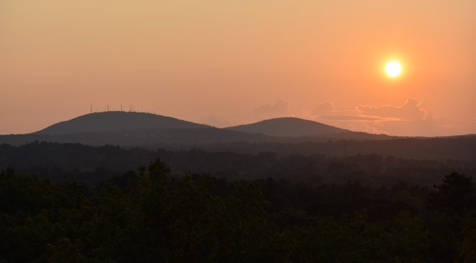 Uncanoonuc Mountains